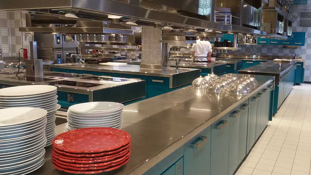 Installed kitchen system example